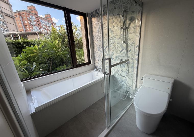 26BED8A9-B2A5-4880-8E97-F0BCB8ECDFDD