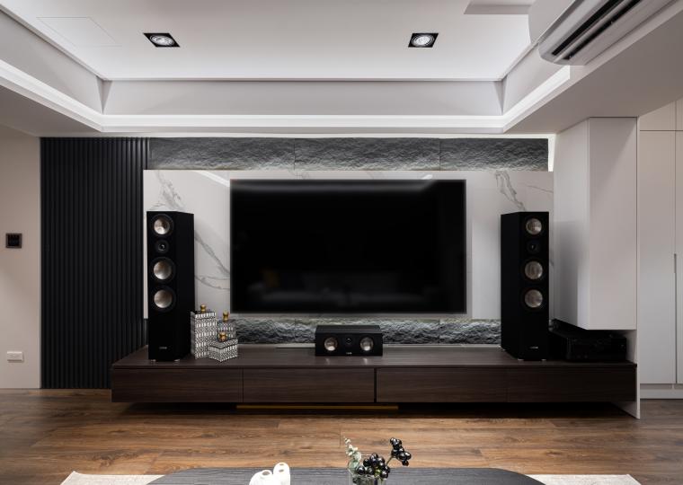 3B4D8D86-6820-4902-9B2F-1F2FCBA63C81