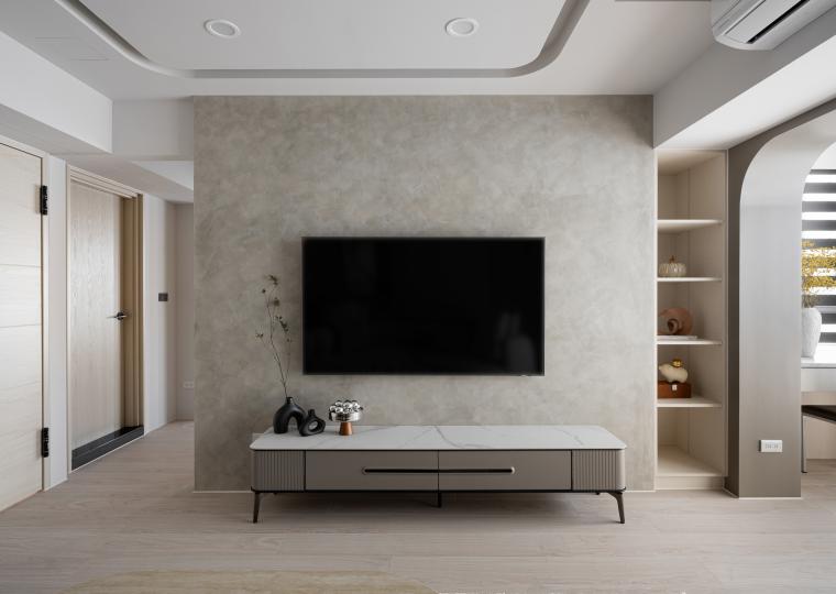 6281E29B-EEF4-4D1E-90FB-C9D384495449