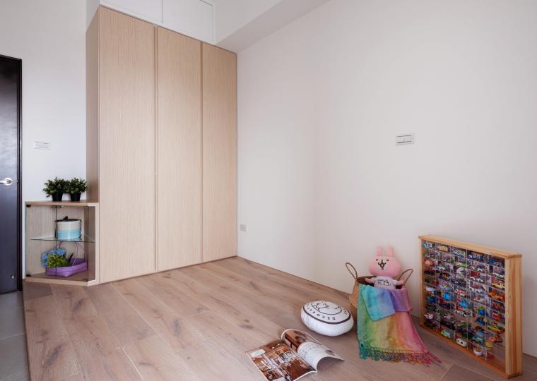 次臥室架高地板