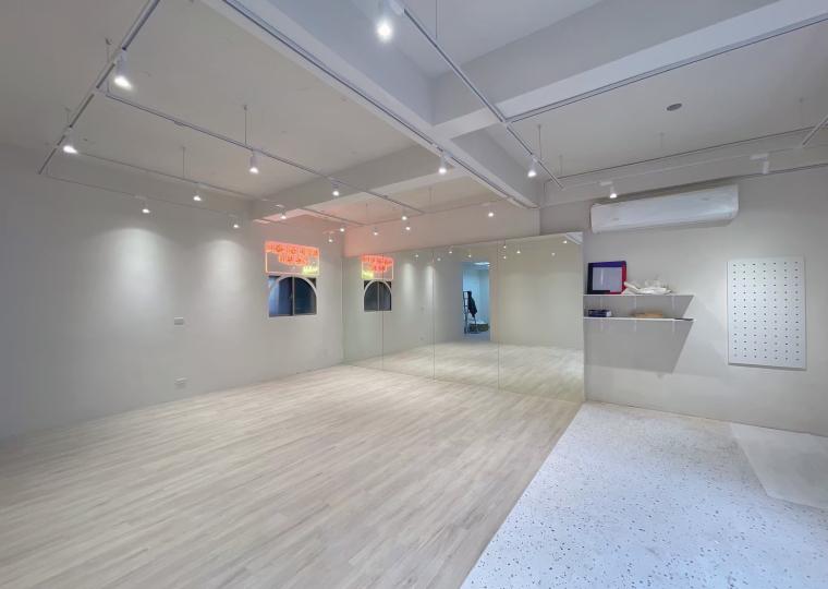 奶油風舞蹈教室