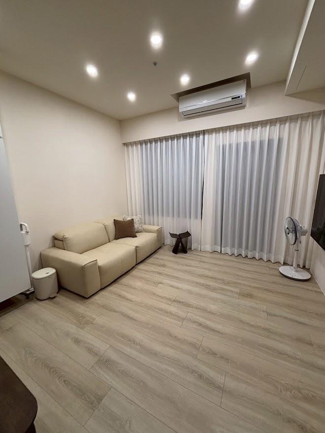 LINE_ALBUM_2025101_251003_3