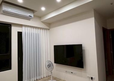 客廳簡約電視牆設計。