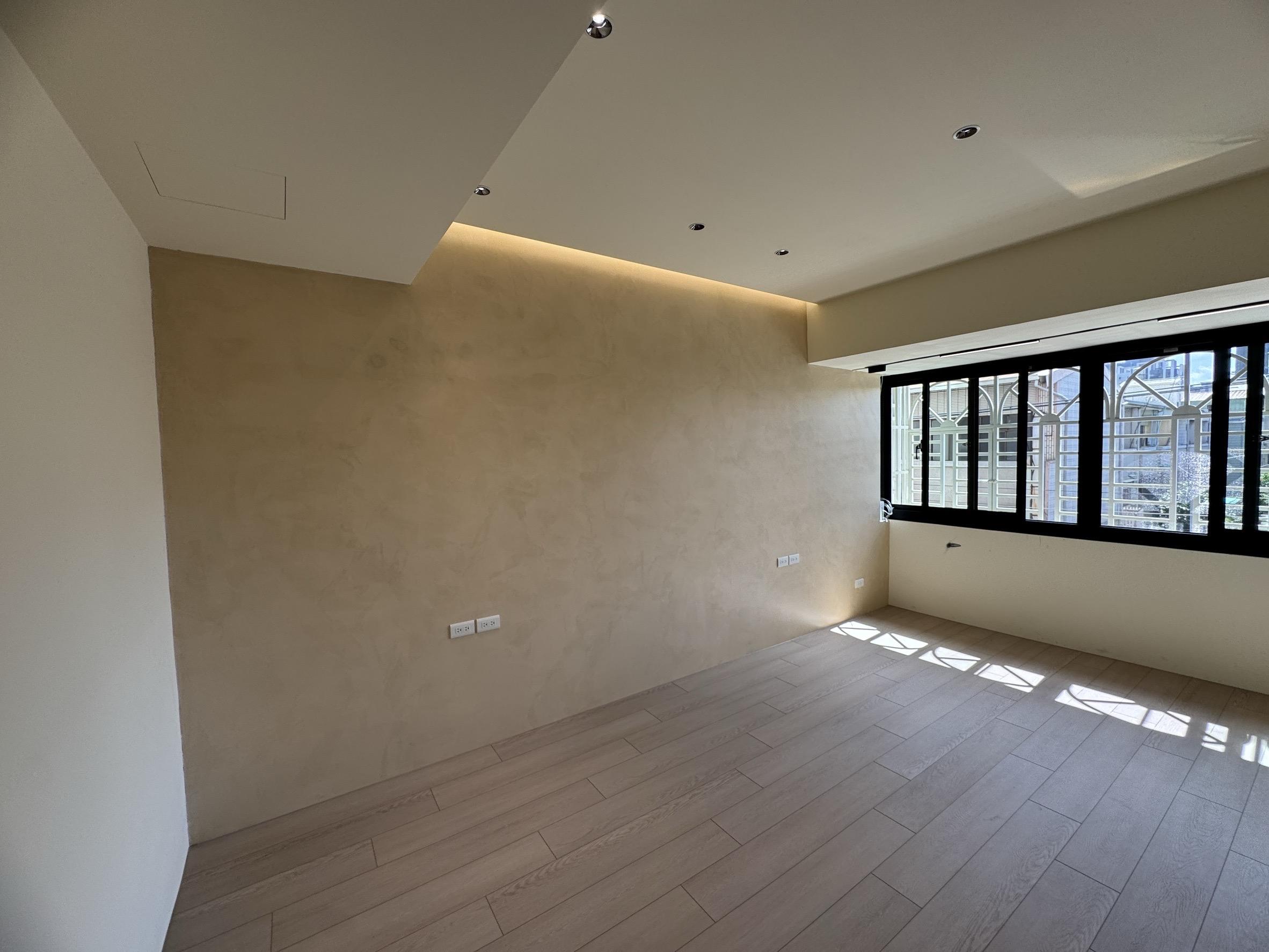 1B8D6798-2621-41D8-B37F-21C9A5241843