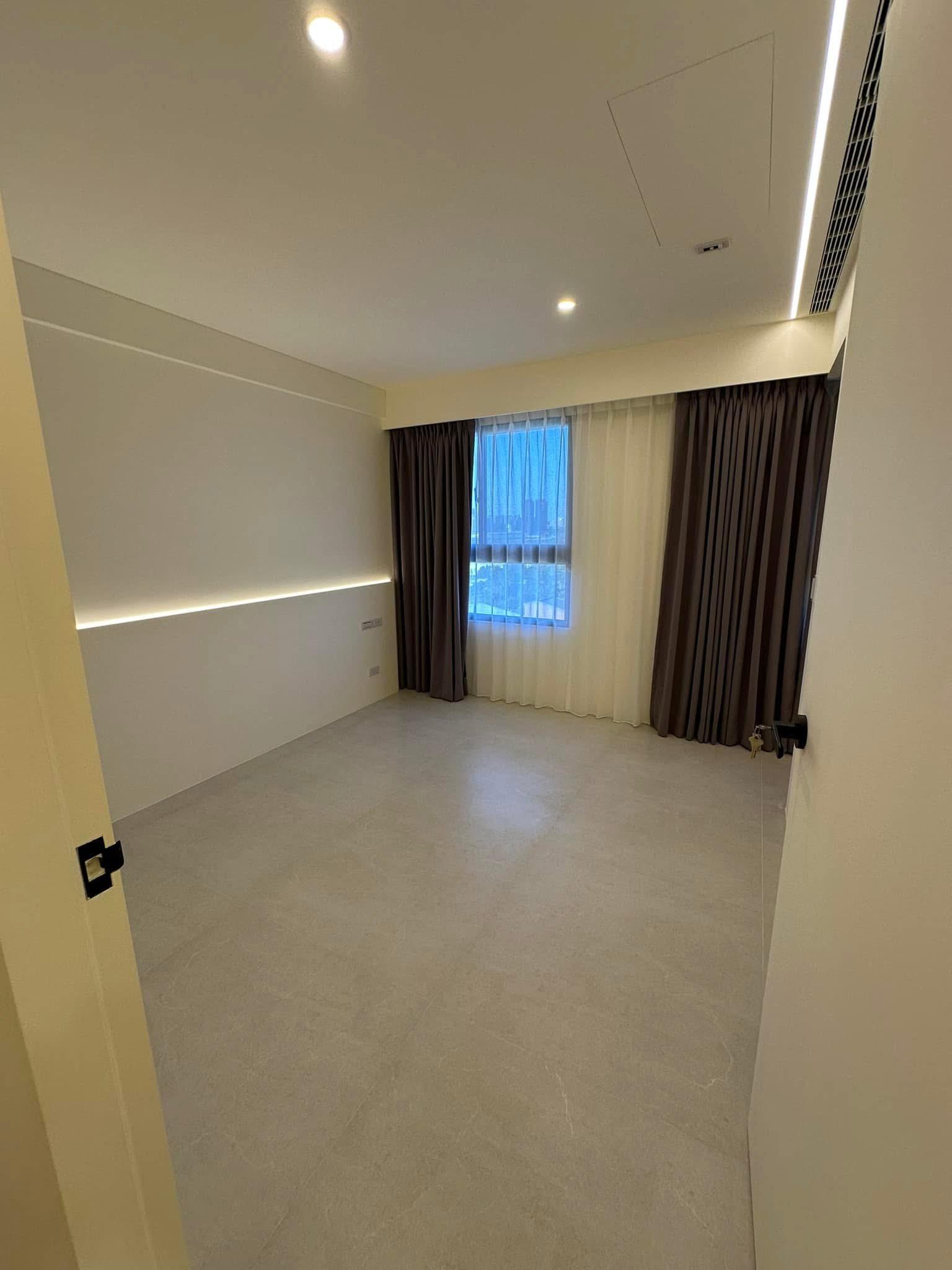 4D777874-0932-4765-97BA-6CA6F02BEC37