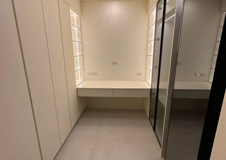 9CBA5E47-452A-4040-A3B6-0D098E10D324