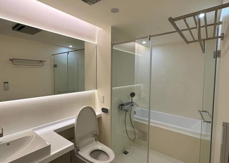 14140D60-605E-4BF7-BC98-1B1AC8844D86