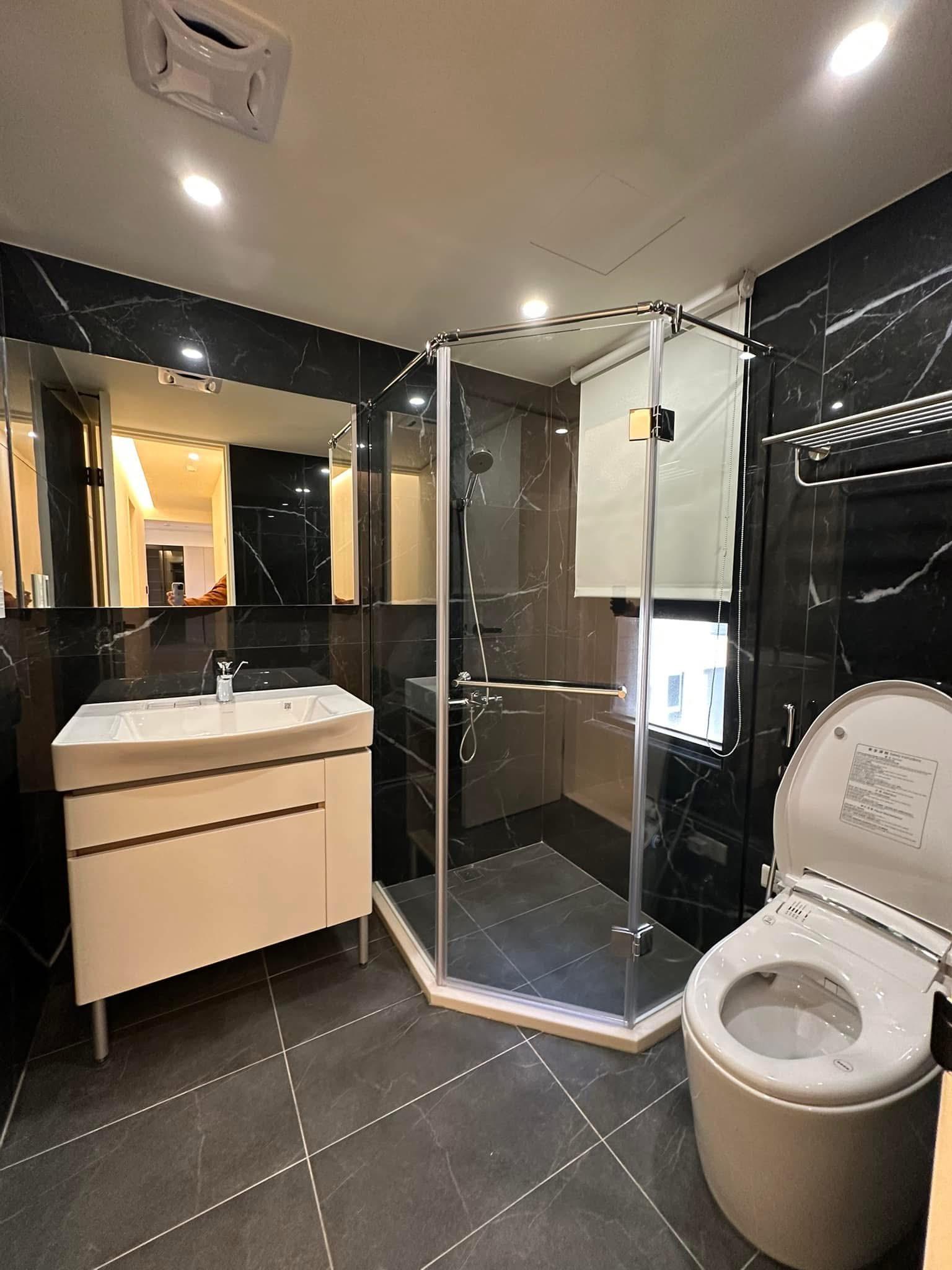 755C485C-3097-4B7B-9CA9-C7A70B25A00D