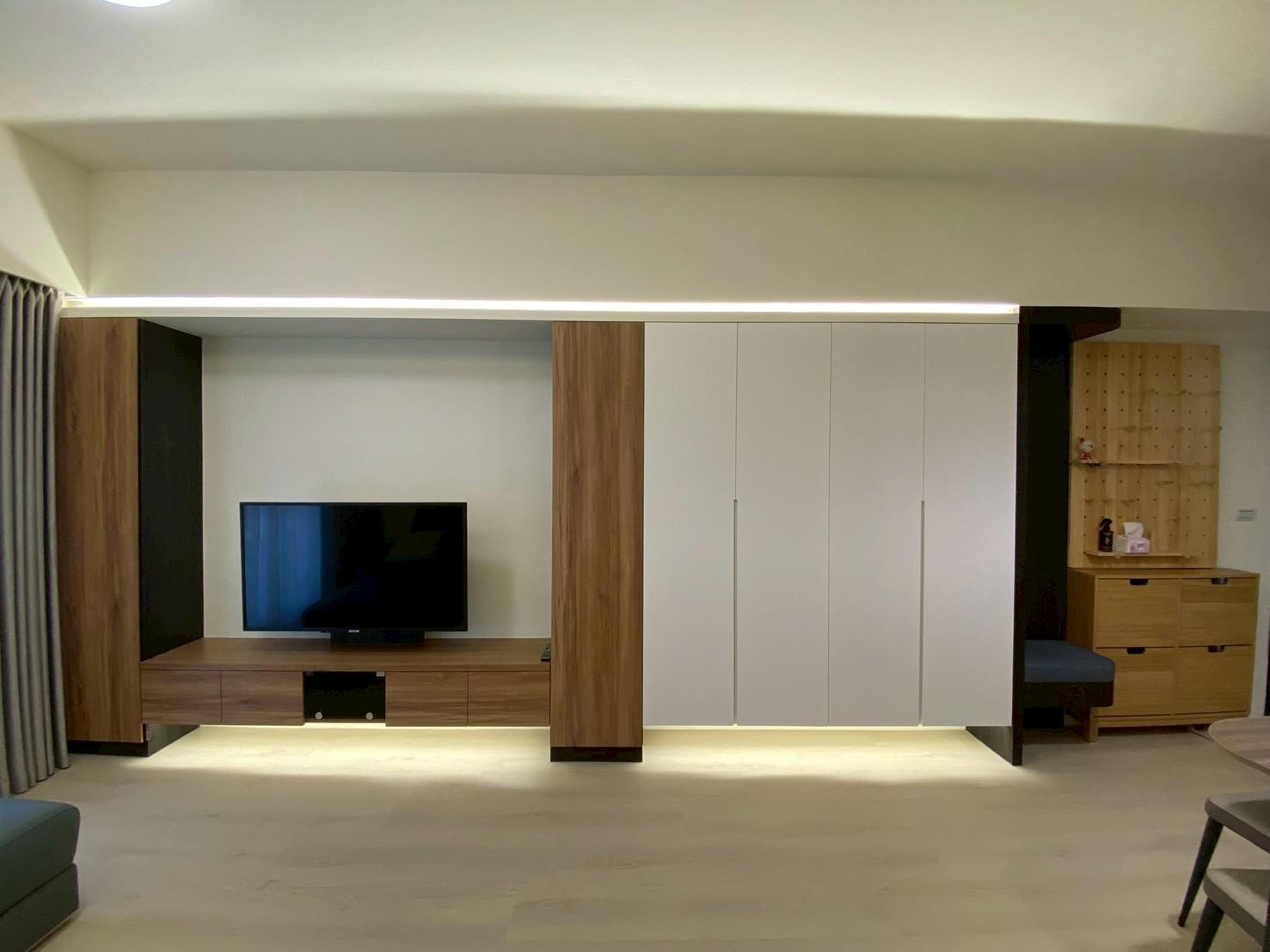 LINE_ALBUM_IC art_251110_34