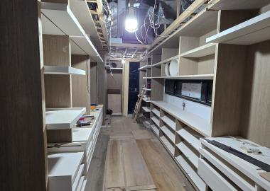 純木工施作部分 更衣室