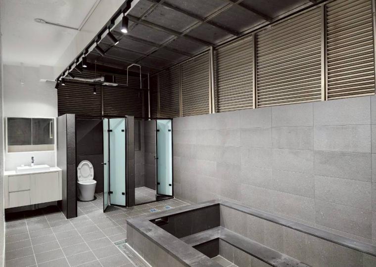 老屋蛻變度假宅｜現代風透天別墅