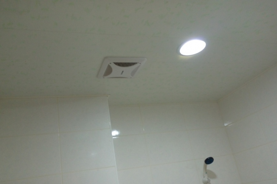 浴室整修-PVC天花板