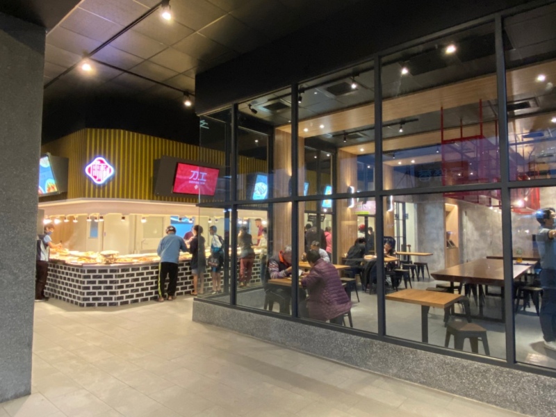 商空設計案例-食尚大贏家│店面裝潢設計│狸樂聚x樂活輕裝修